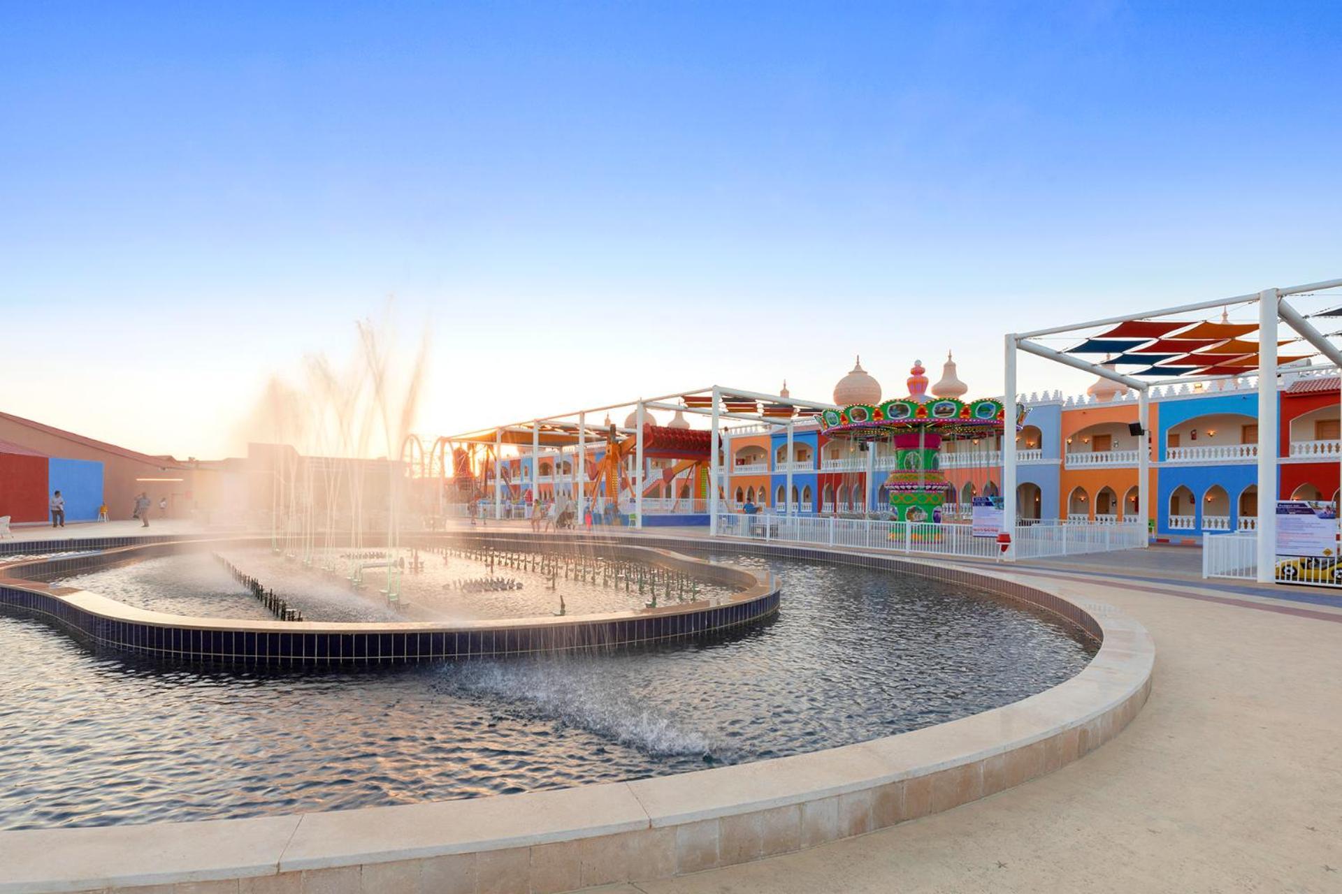 Neverland City Hurghada - Pickalbatros Bagian luar foto