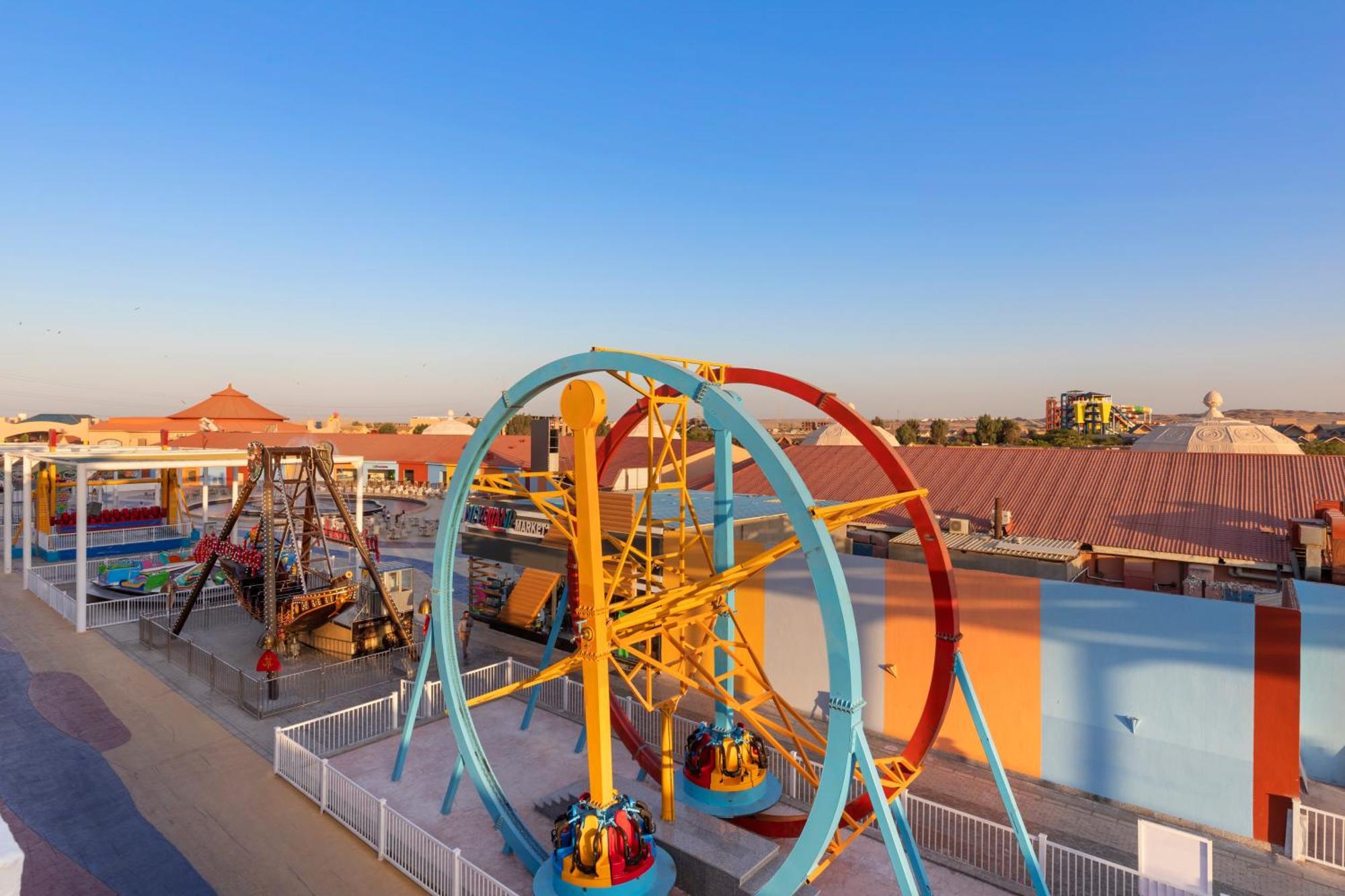 Neverland City Hurghada - Pickalbatros Bagian luar foto